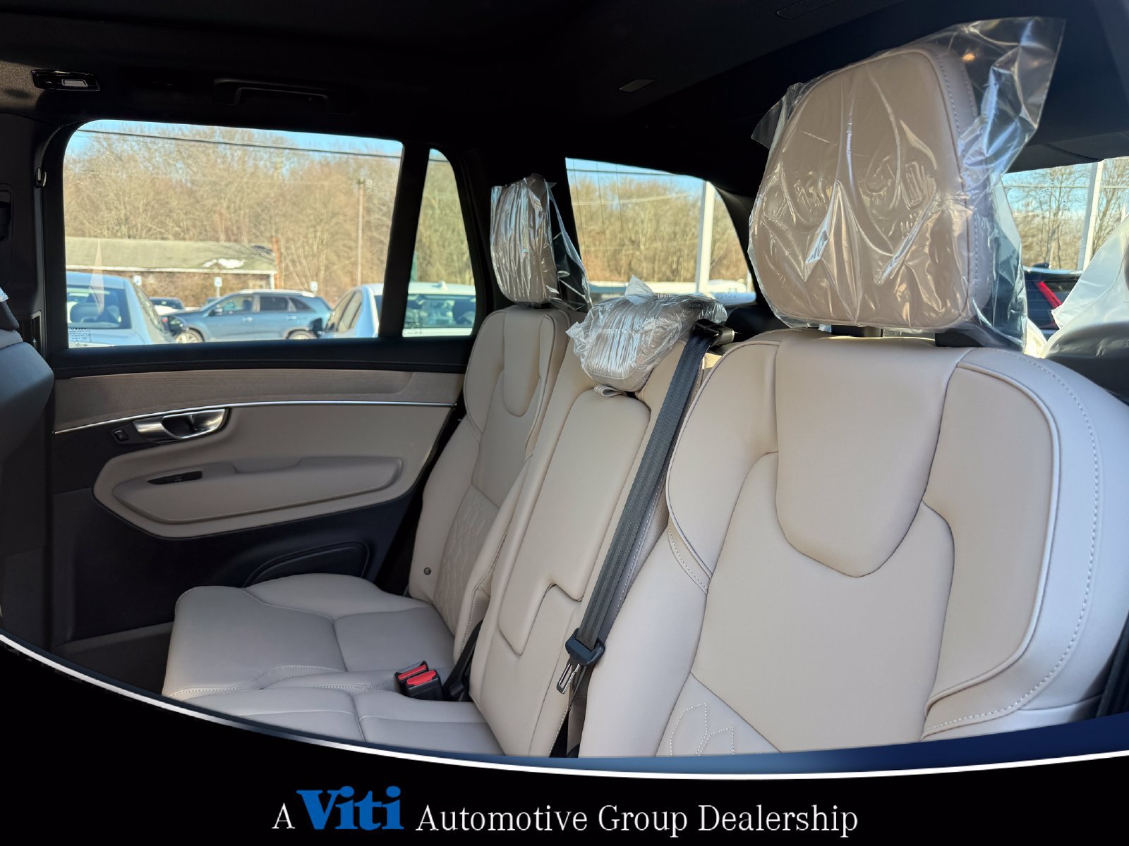 Used 2026 Volvo XC90 B5 Plus w/ Protection Package Premier AWD/4WD image 14
