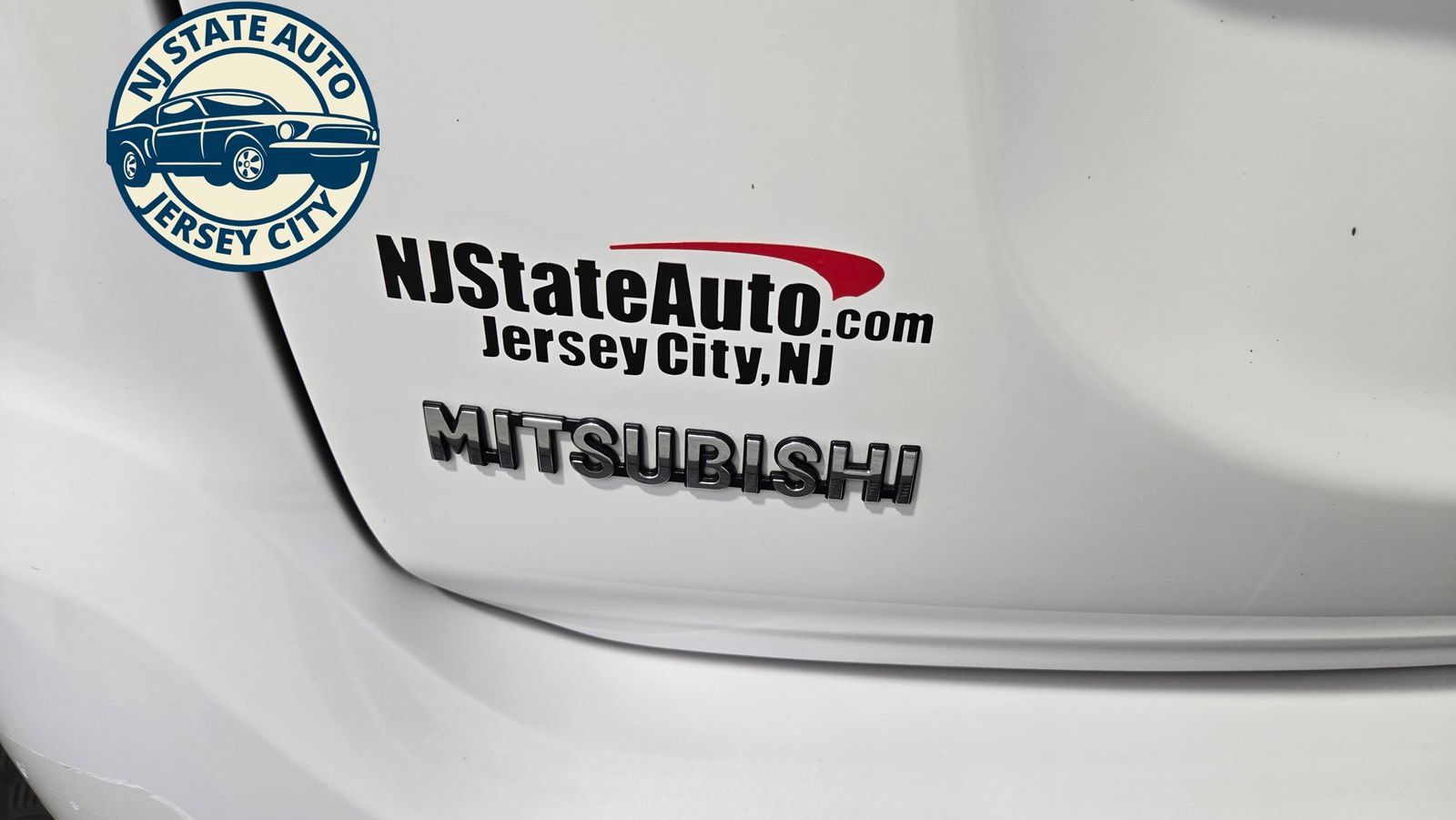 Used 2018 Mitsubishi Outlander SEL AWD/4WD image 32