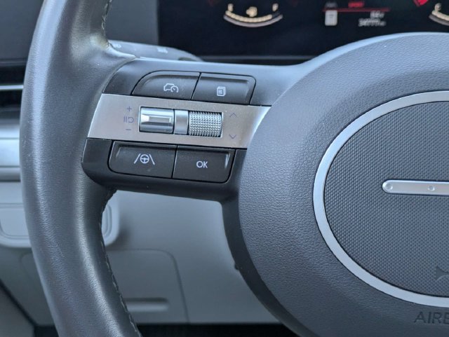 Used 2025 Hyundai Kona SEL FWD image 25