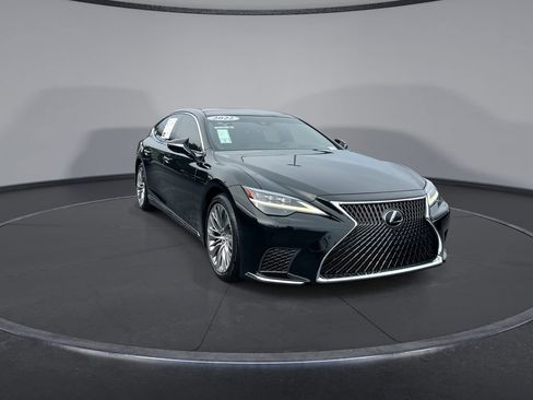 Used 2022 Lexus LS 500 w/ Interior Upgrade Package RWD image 12