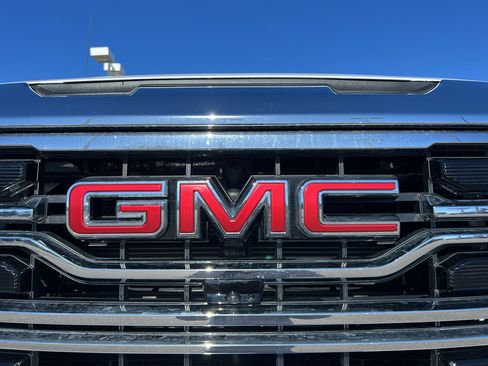 New 2026 GMC Sierra 1500 SLT w/ SLT Convenience Package AWD/4WD image 13