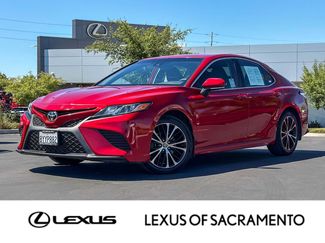 Used 2020 Toyota Camry SE w/ Convenience Package FWD video 1