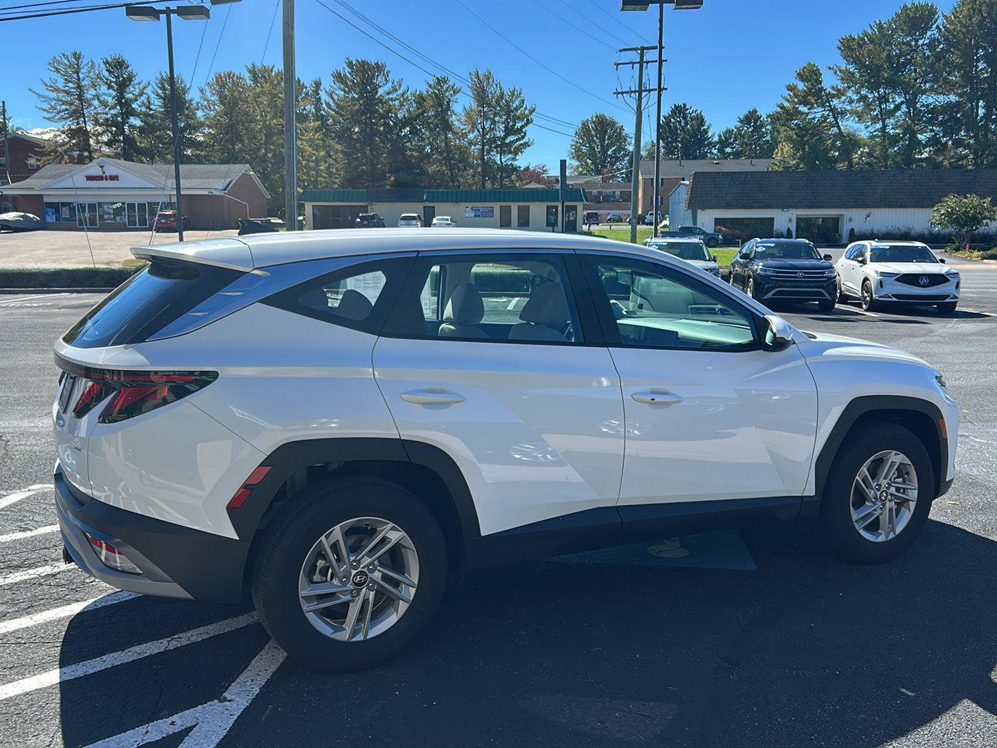 Certified 2025 Hyundai Tucson SE AWD/4WD image 8