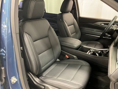 Used 2026 Chevrolet Traverse LT w/ Driver Confidence Package AWD/4WD image 10
