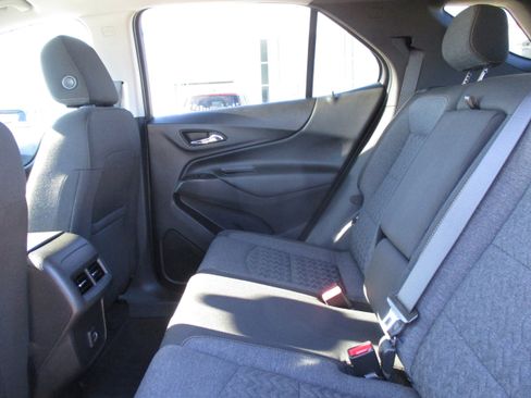 Used 2024 Chevrolet Equinox LT image 37