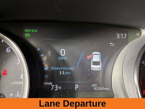Used 2023 Toyota Camry XSE FWD image 13