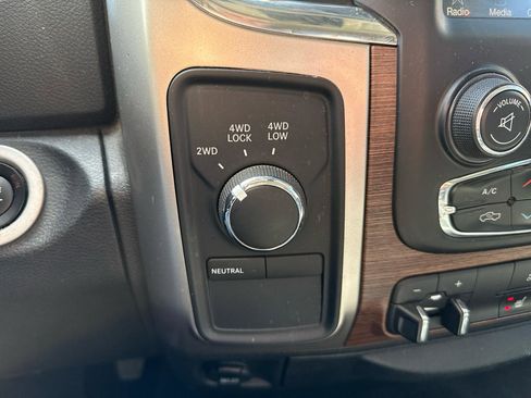 Used 2017 RAM 3500 Laramie image 16