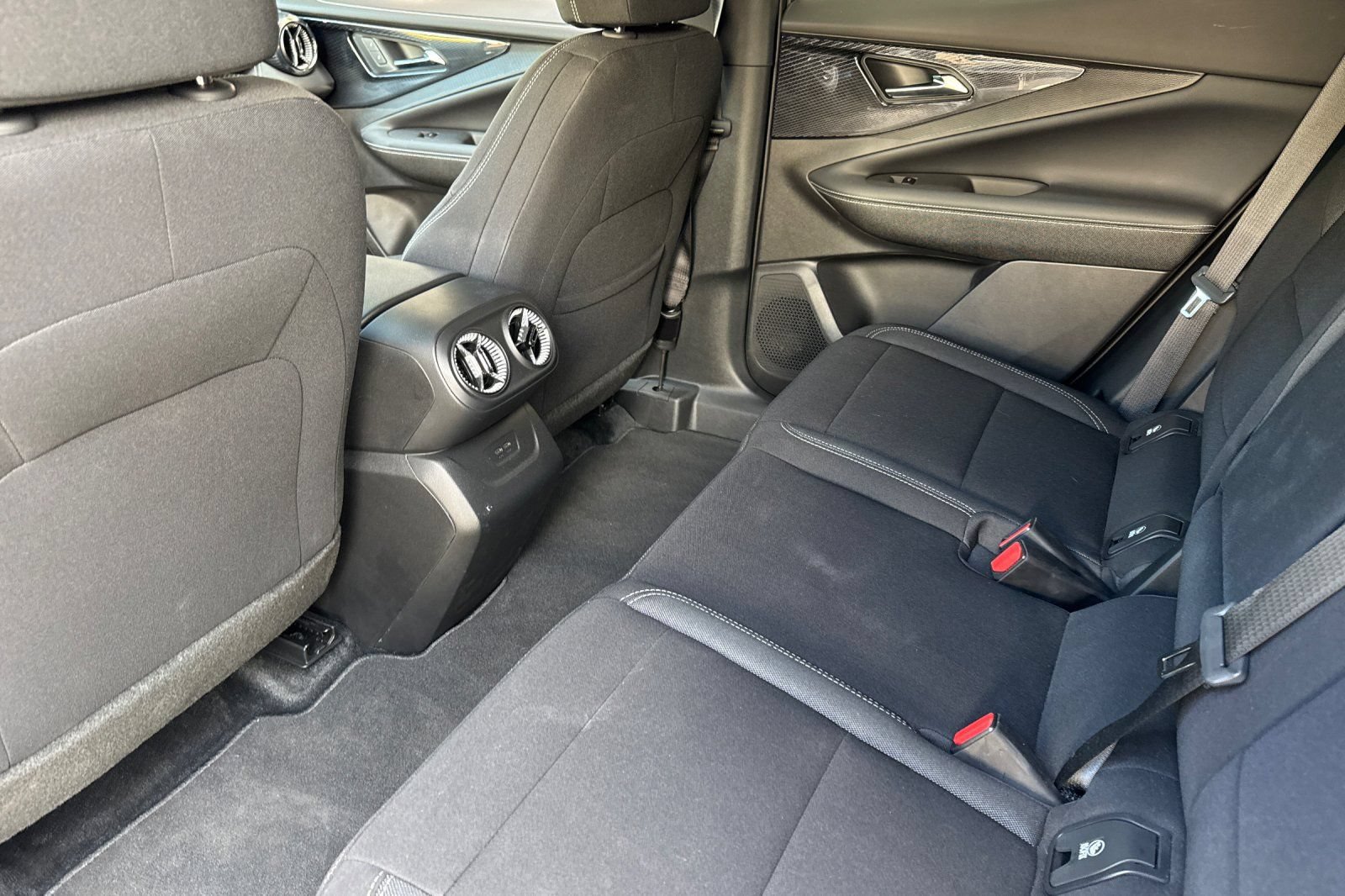 Used 2026 Chevrolet Blazer EV LT FWD image 15