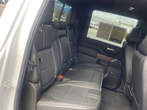 Used 2022 Chevrolet Silverado 2500 High Country w/ Z71 Off-Road Package image 15