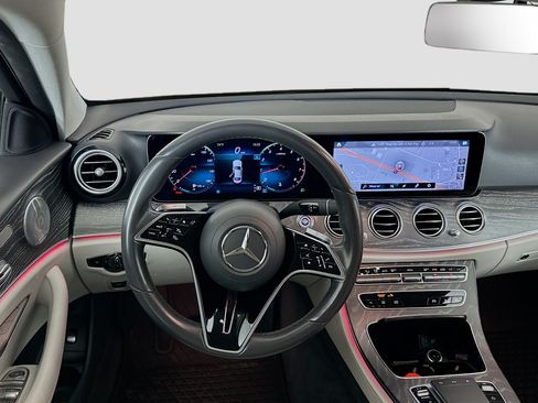 Used 2021 Mercedes-Benz E 350 Sedan image 17