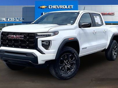Used 2025 GMC Canyon Elevation