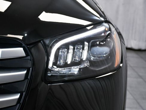 Used 2025 Mercedes-Benz GLS 450 4MATIC image 93