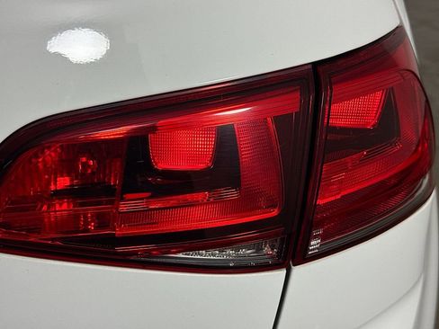 Used 2016 Volkswagen GTI Autobahn image 31