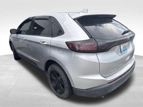 Used 2018 Ford Edge SE AWD/4WD image 7