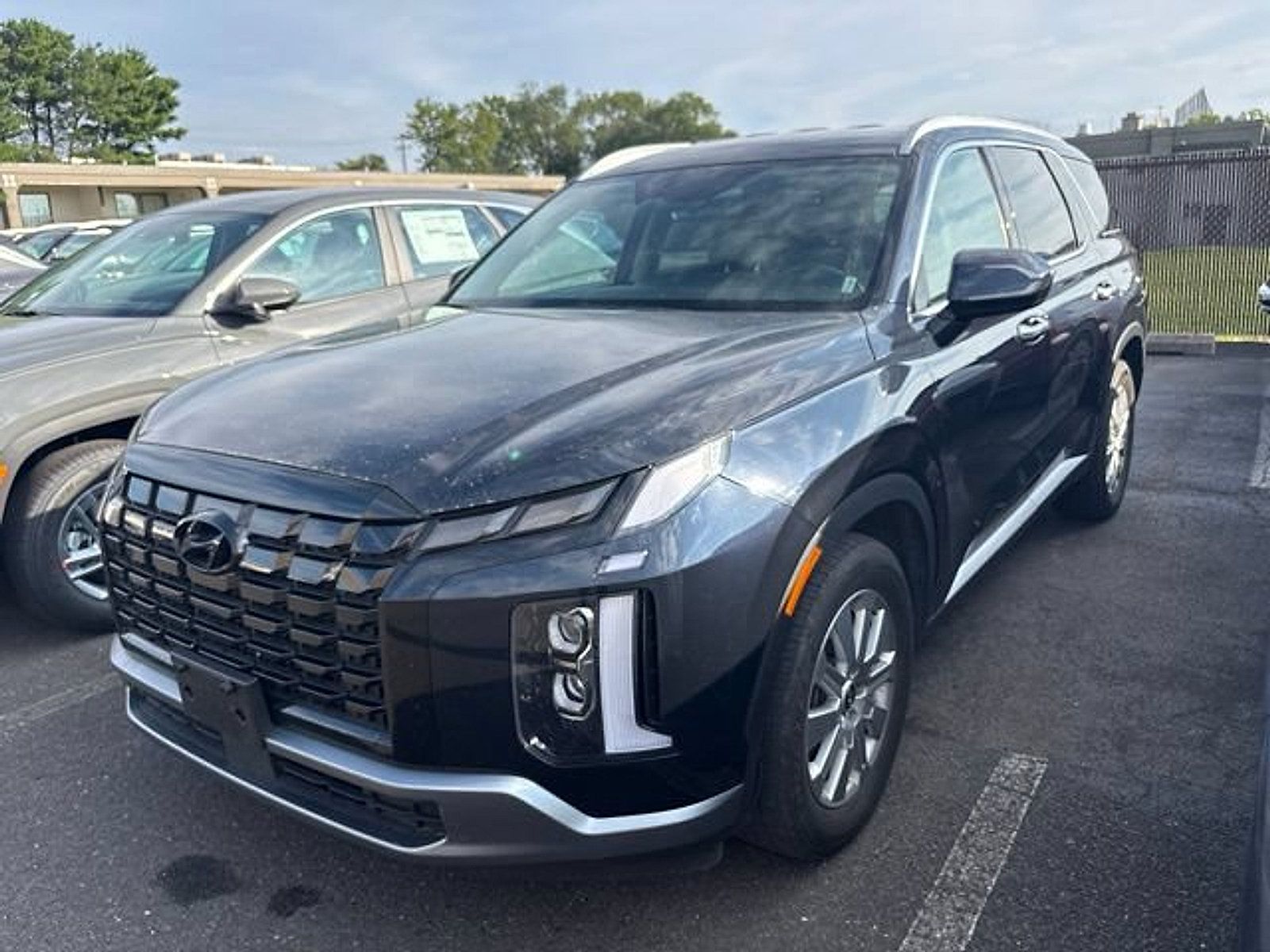 Certified 2025 Hyundai Palisade SEL AWD/4WD image 3