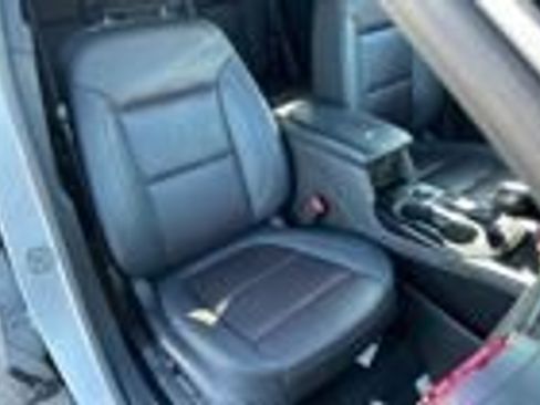 Used 2022 Chevrolet Blazer RS w/ Enhanced Convenience Package image 3