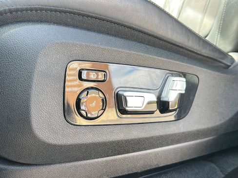 Used 2020 BMW X5 xDrive40i w/ M Sport Package image 15