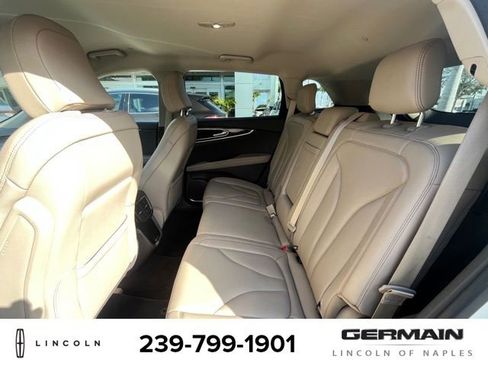 Used 2023 Lincoln Nautilus AWD w/ Premium Package image 14