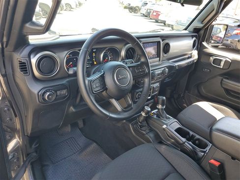 Used 2021 Jeep Wrangler Unlimited Sport image 16