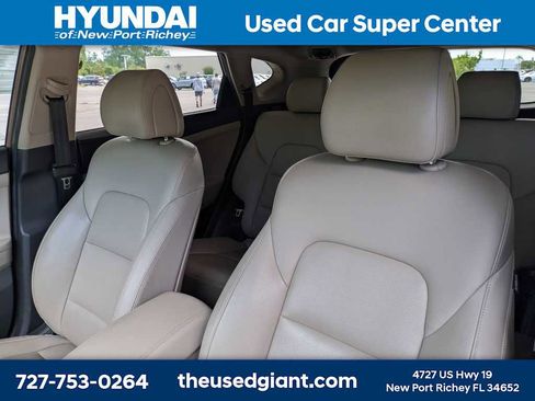 Used 2017 Hyundai Tucson SE Plus FWD image 7