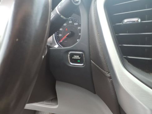 Used 2019 GMC Acadia SLT w/ LPO, Floor Liner Package image 13