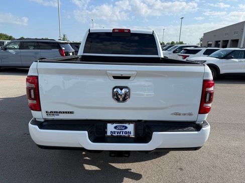 Used 2024 RAM 2500 Laramie AWD/4WD image 32