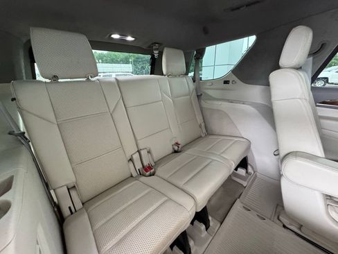 Used 2022 Cadillac Escalade Sport Platinum w/ Heavy-Duty Trailer Package AWD/4WD image 27