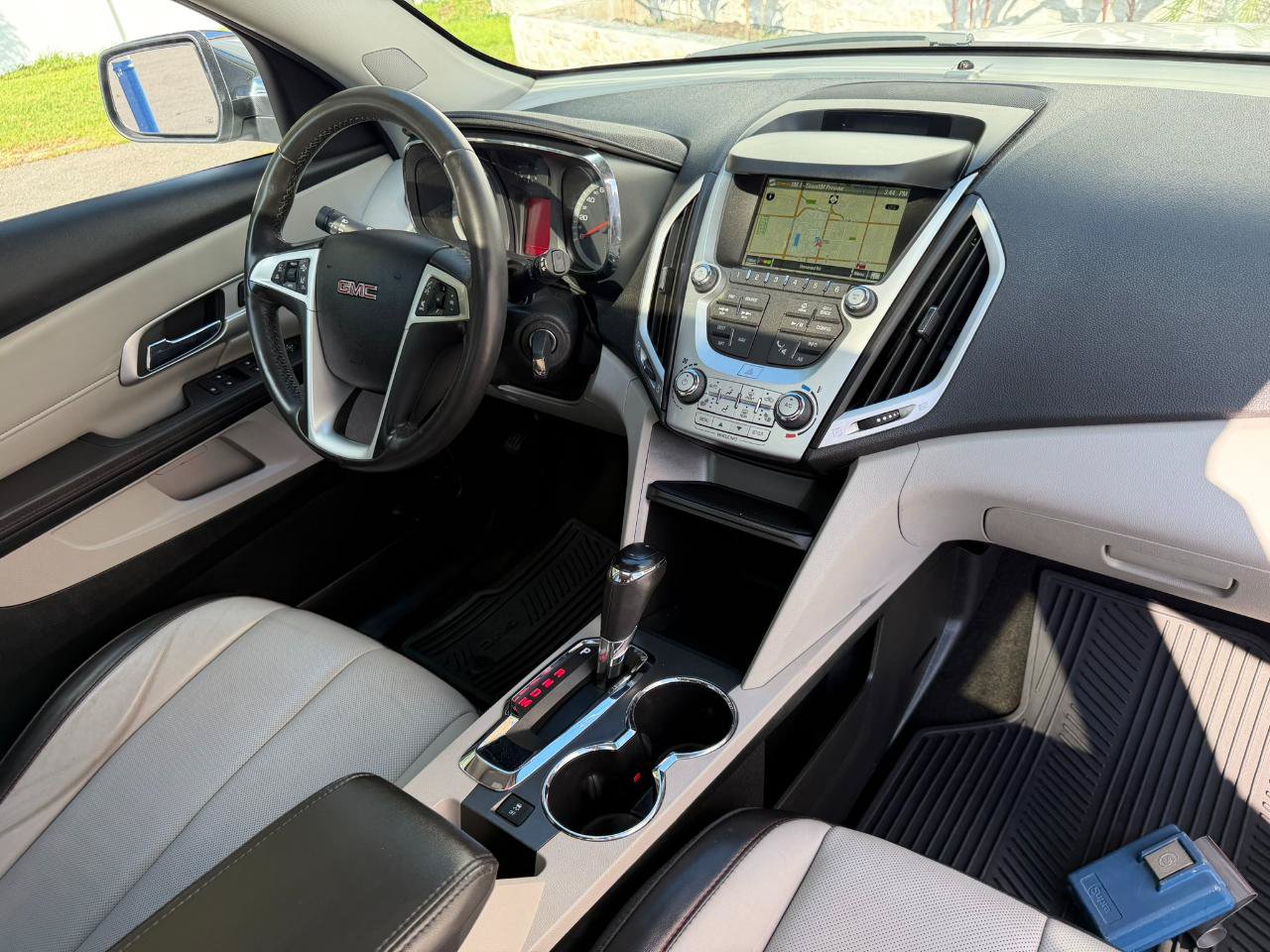 Used 2017 GMC Terrain SLT w/ Open Road Package FWD image 50