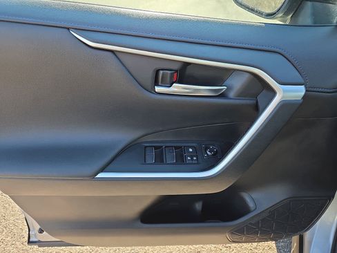 Certified 2021 Toyota RAV4 XSE w/ Carpet Mat Package (TMS) image 14