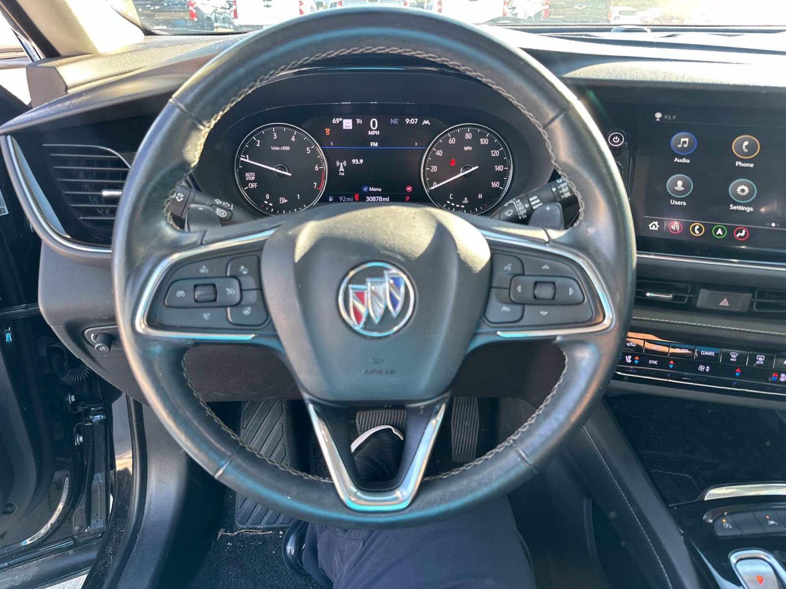Used 2023 Buick Envision Avenir FWD image 14