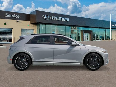 New 2026 Hyundai Ioniq 5 Limited image 7