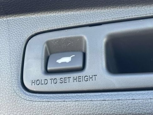 Used 2024 Honda CR-V Sport Touring image 11