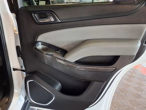 Used 2016 Chevrolet Tahoe LT image 12