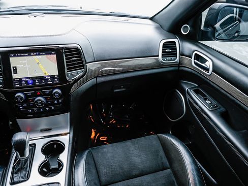 Used 2021 Jeep Grand Cherokee Trackhawk w/ Trailer Tow Group IV image 15