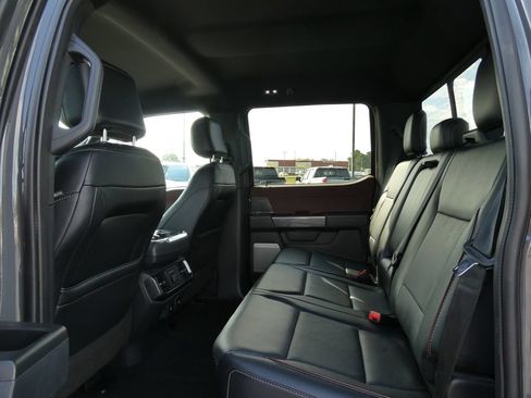 Used 2021 Ford F150 Lariat w/ Equipment Group 502A High AWD/4WD image 17