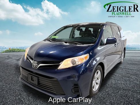 Used 2019 Toyota Sienna LE image 11