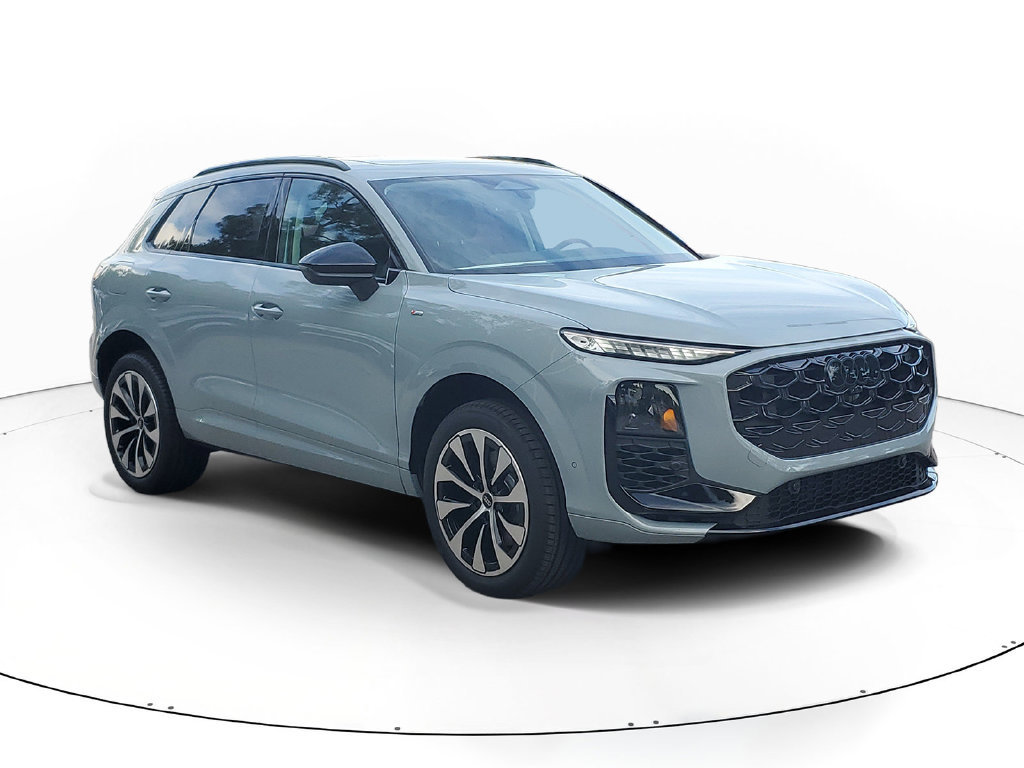 New 2026 Audi Q3 quattro 2.0T AWD/4WD image 1