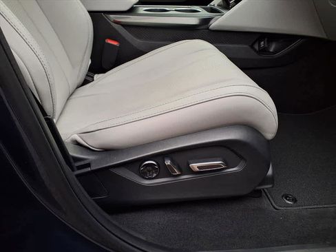 Certified 2026 Acura MDX w/Technology Package image 32