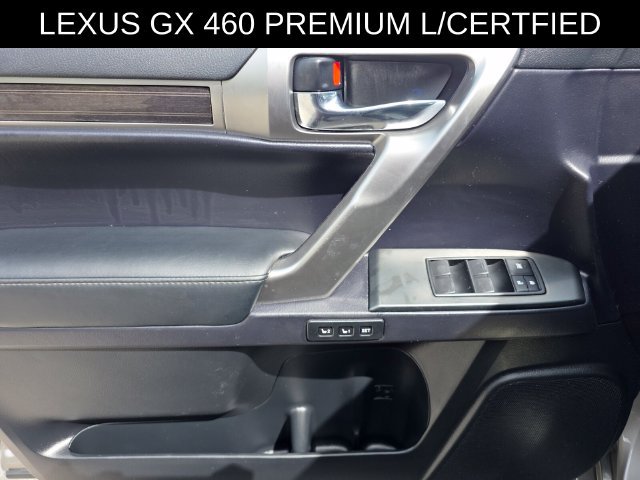 Used 2023 Lexus GX 460 Premium w/ Accessory Package AWD/4WD image 25