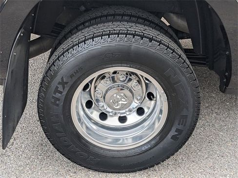 Certified 2022 RAM 3500 Limited image 9