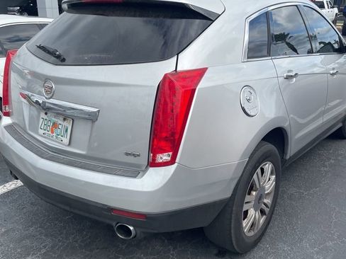Used 2013 Cadillac SRX FWD image 3