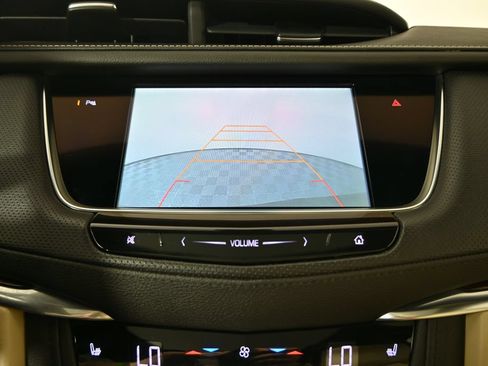 Used 2017 Cadillac XT5 Luxury w/ Driver Awareness Package AWD/4WD image 28