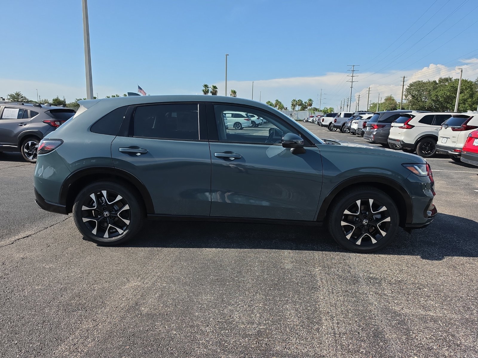 New 2027 Honda HR-V EX-L image 3