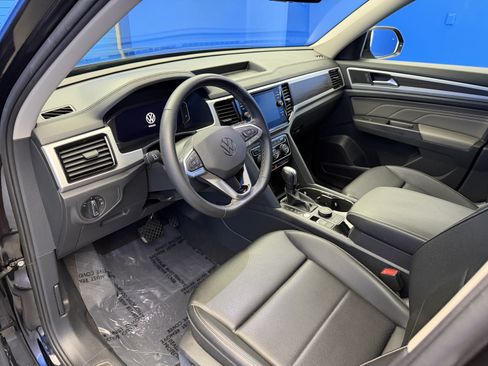 Used 2023 Volkswagen Atlas SE AWD/4WD image 11