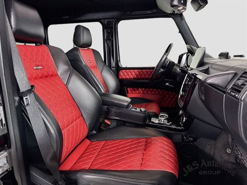 Used 2017 Mercedes-Benz G 63 AMG 4MATIC image 35