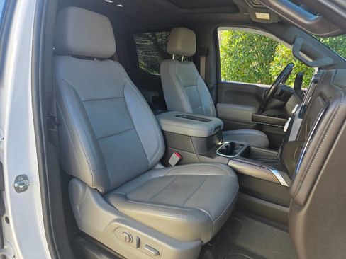 Used 2019 GMC Sierra 1500 SLT w/ SLT Premium Plus Package image 41