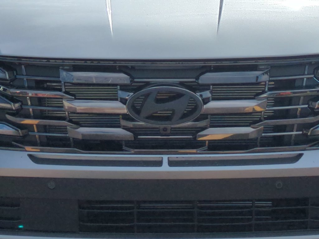 New 2026 Hyundai Tucson Limited FWD image 4