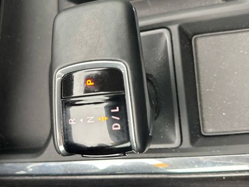 Used 2024 Chevrolet Silverado 1500 LTZ w/ LTZ Premium Package image 34