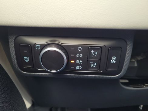 New 2025 Ford Mustang Mach-E Premium image 25