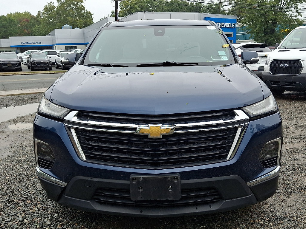 Used 2023 Chevrolet Traverse LS w/ Safety Package AWD/4WD image 2